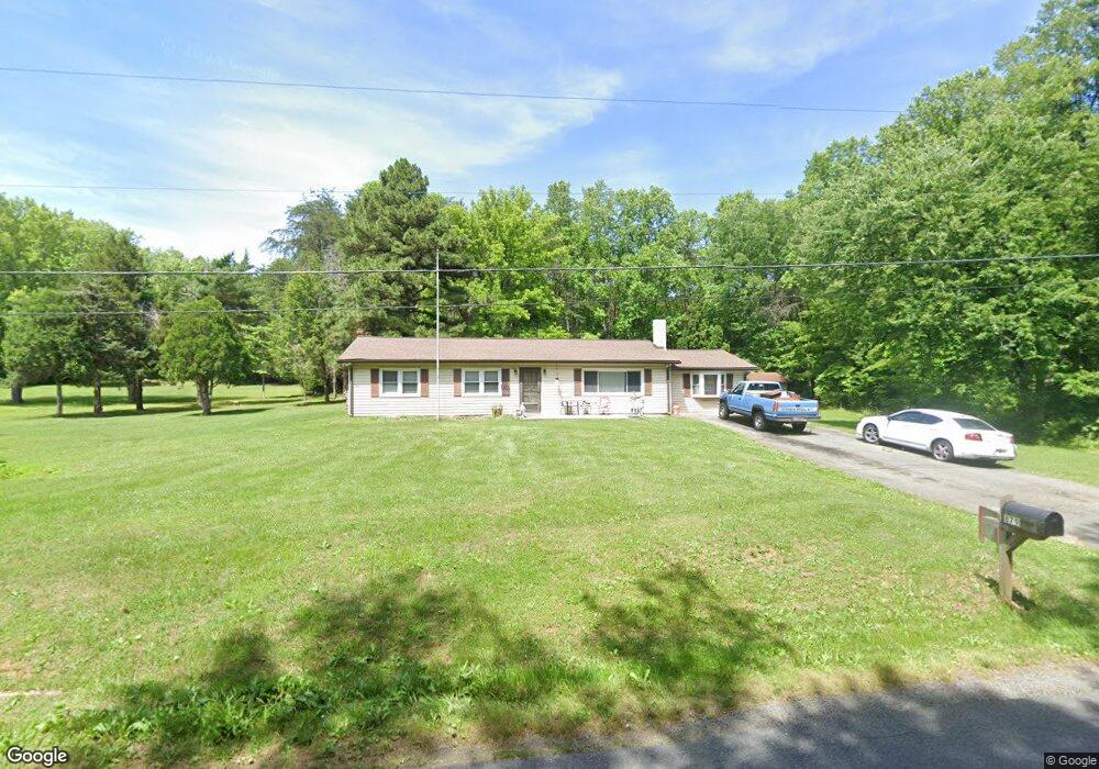 879 Stefaniga Rd, Stafford, VA 22556 - photo 1