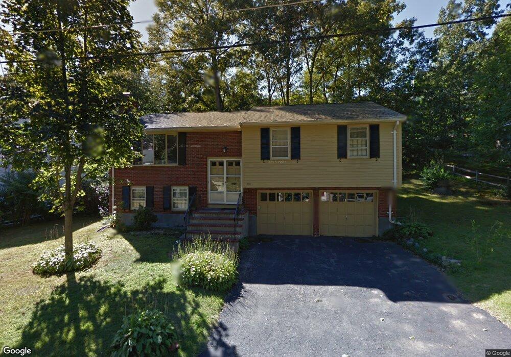 9 Pinewood Rd, Stoneham, MA 02180 - photo 1