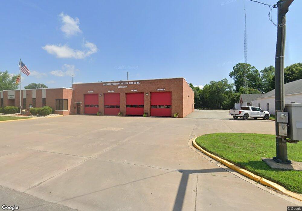 211 S Maple Ave, Chestertown, MD 21620 - photo 1