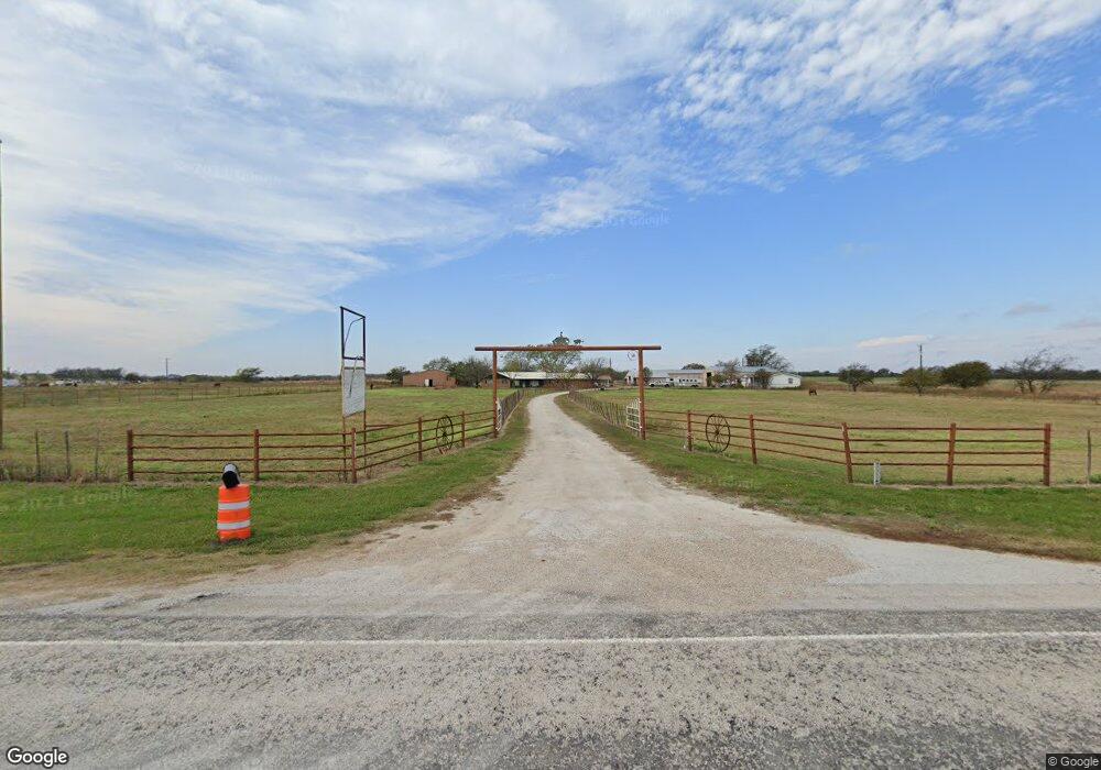 3511 S Interstate 35, Gainesville, TX 76240 - photo 1