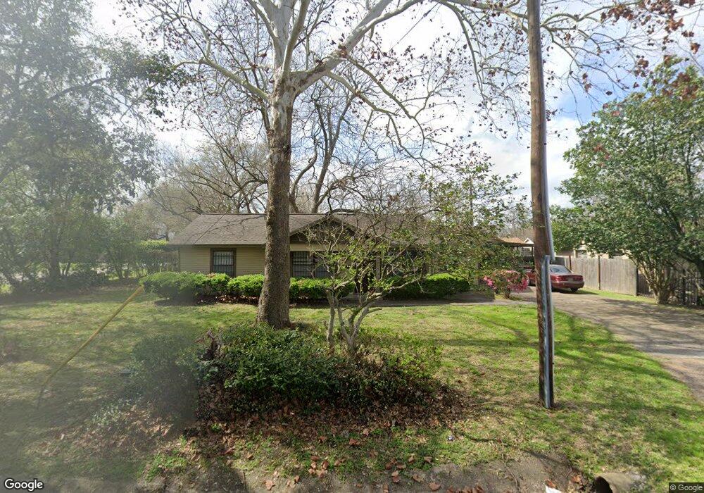 9221 Highlawn St, Houston, TX 77022 - photo 1