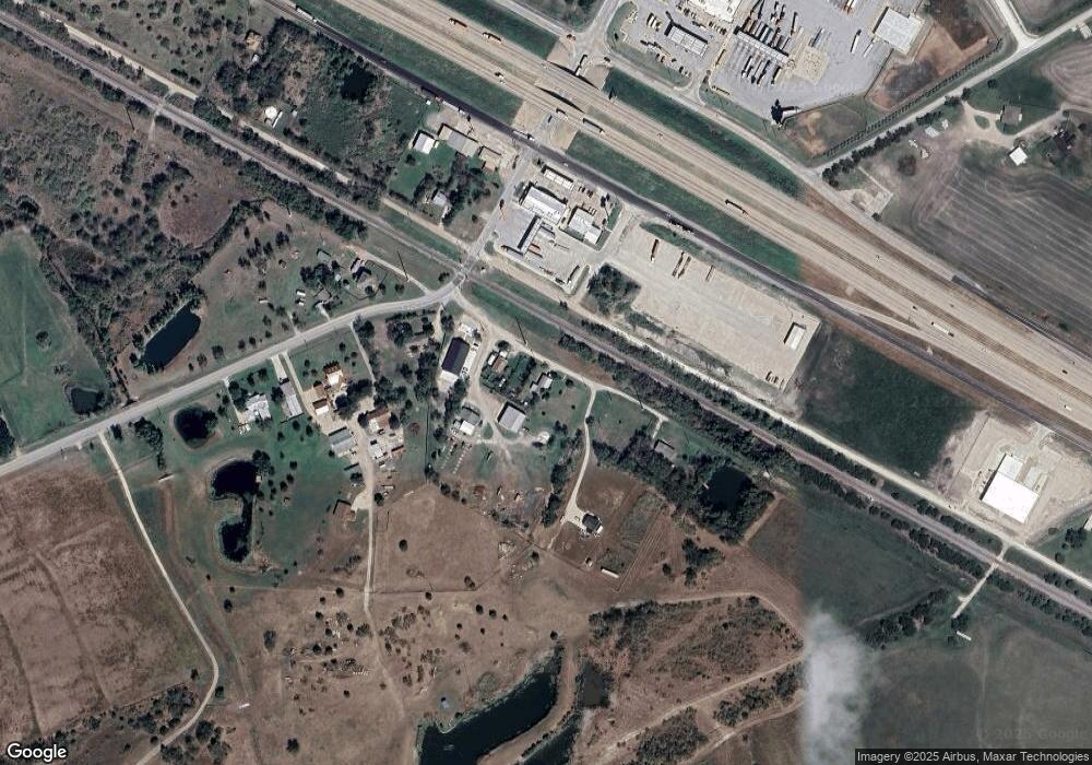 110 Interurban Rd, Ennis, TX 75119 - photo 1