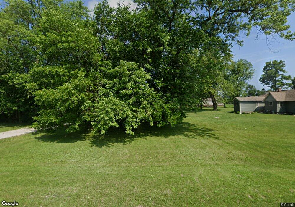 5469 E Oak Knoll Rd, Rolling Prairie, IN 46371 - photo 1
