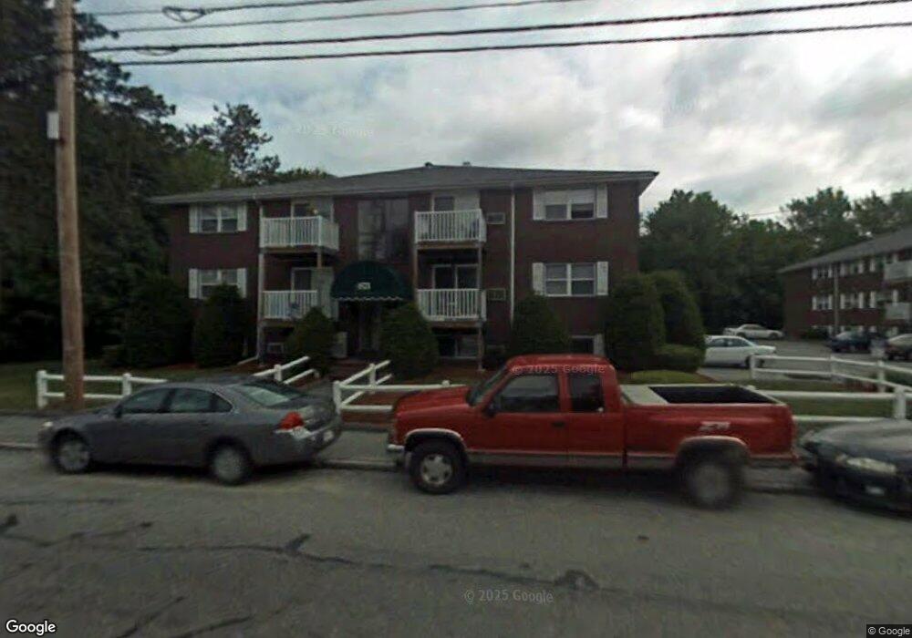 871 Lakeview Ave unit 16, Lowell, MA 01850 - photo 1