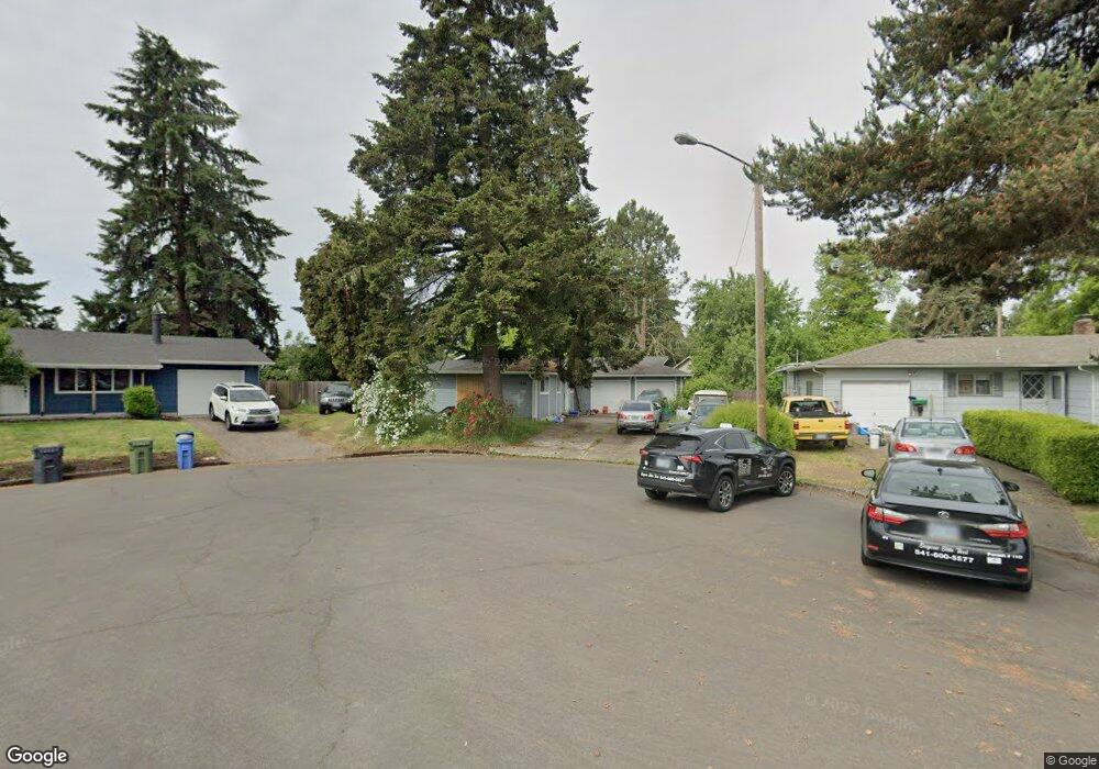 1024 Cinnamon Ave, Eugene, OR 97404 - photo 1