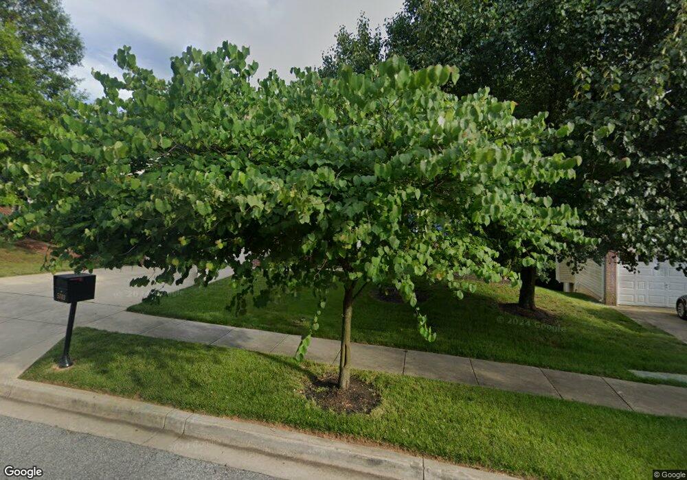 5703 Silk Tree Dr, Riverdale, MD 20737 - photo 1