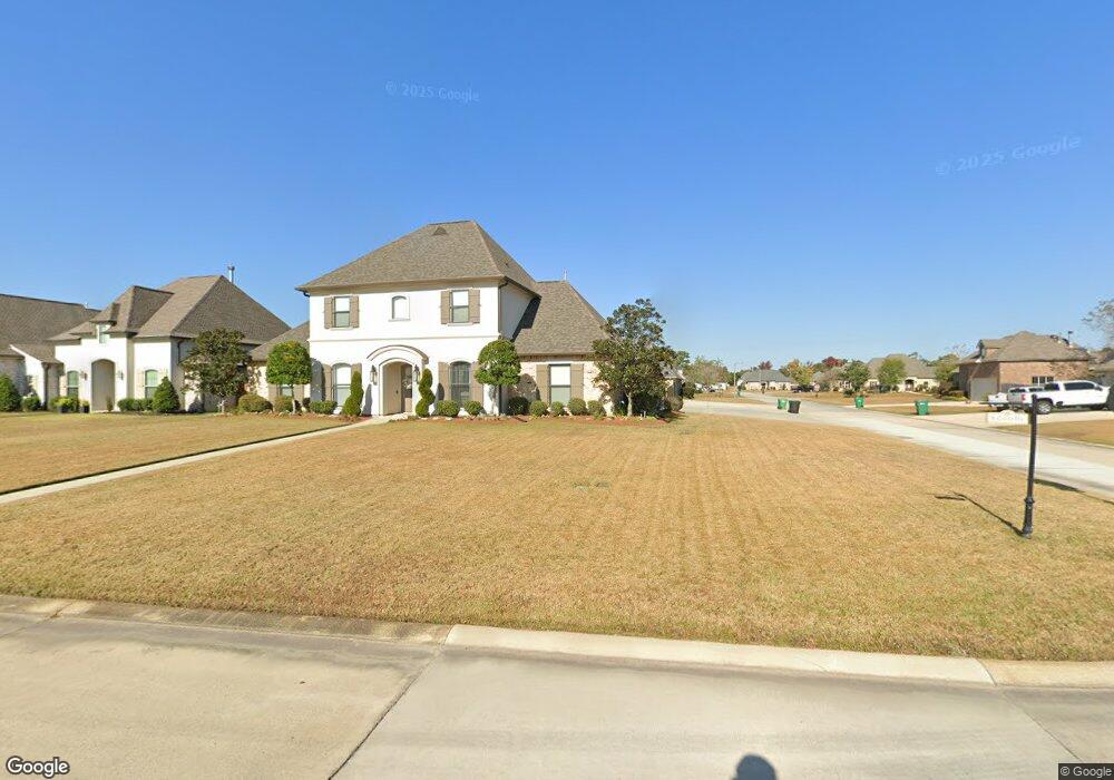 567 S Caleb Dr, Slidell, LA 70461 - photo 1