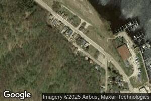 177 Narrow St, Frankfort, MI 49635