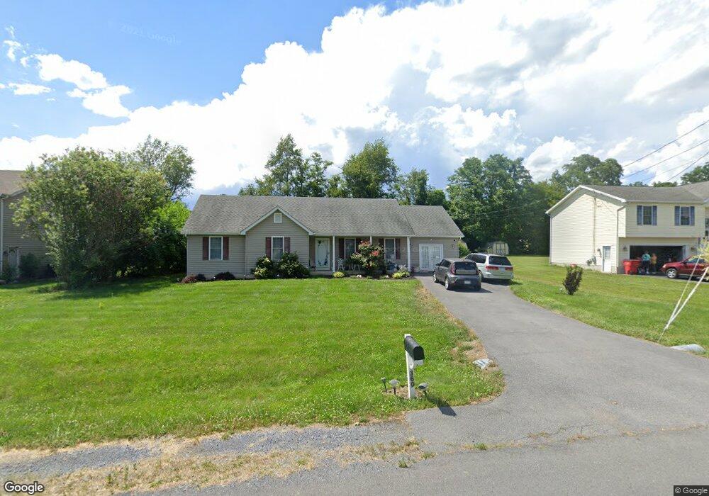 360 Wendover Dr, Bunker Hill, WV 25413 - photo 1