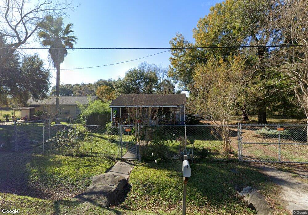 9627 Irby St, Houston, TX 77088 - photo 1