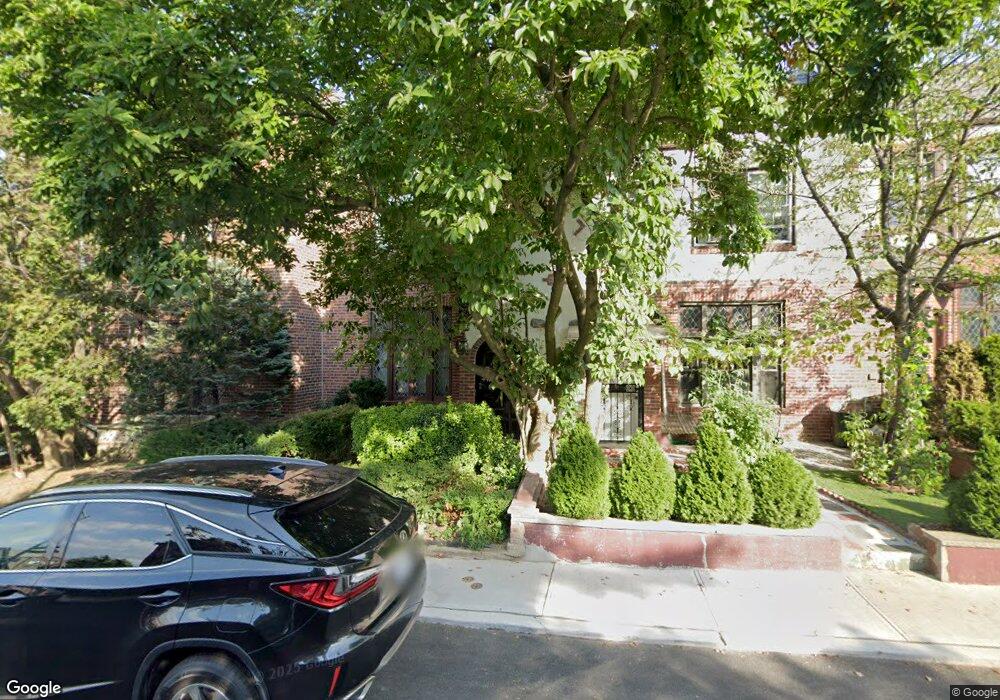 9118 68th Ave, Forest Hills, NY 11375 - photo 1