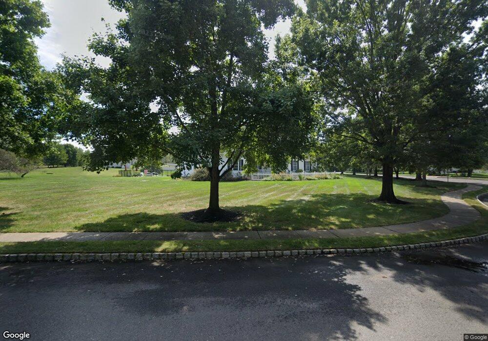 2 Surry Ct, Columbus, NJ 08022 - photo 1