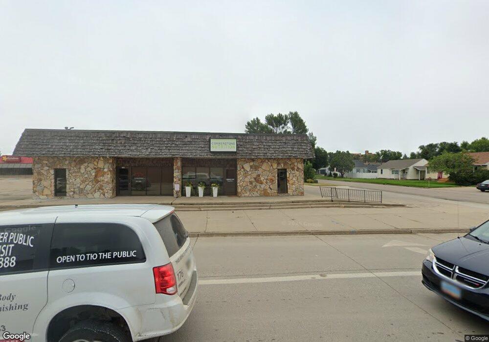 107 10th St SE, Jamestown, ND 58401 - photo 1