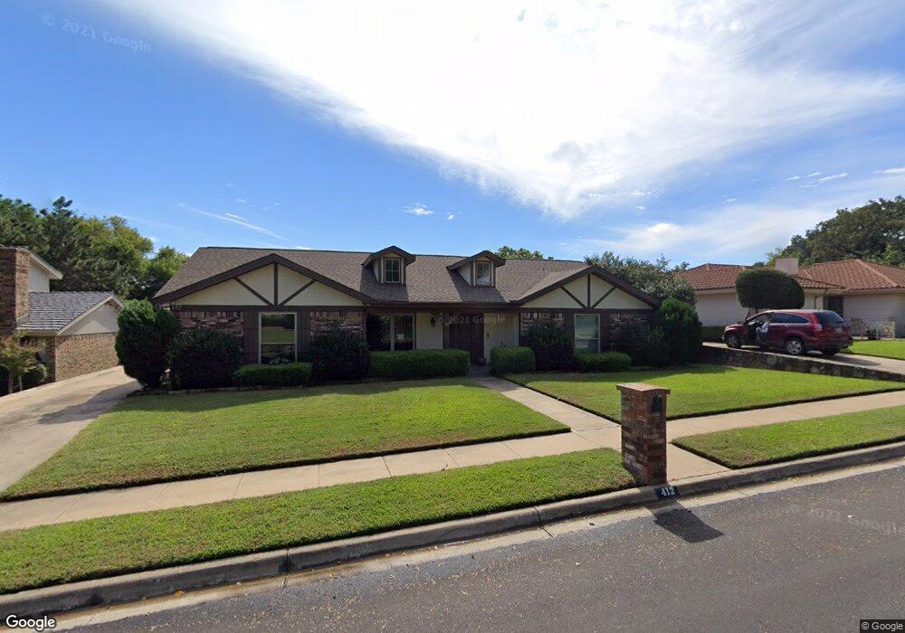 412 Eagle Dr, Bedford, TX 76021 - photo 1