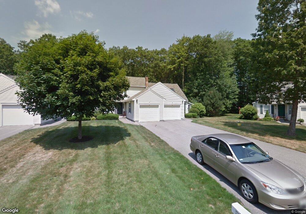 19 Windsor Commons Dr unit 9, Kennebunk, ME 04043 - photo 1