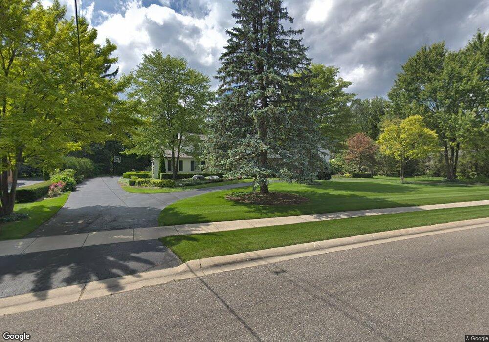 1147 N Glengarry Rd, Bloomfield Hills, MI 48301 - photo 1