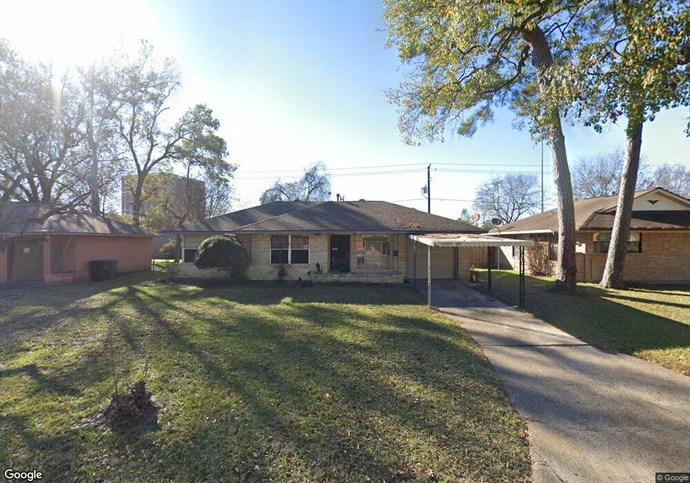 1423 Ansbury Dr, Houston, TX 77018 - photo 1