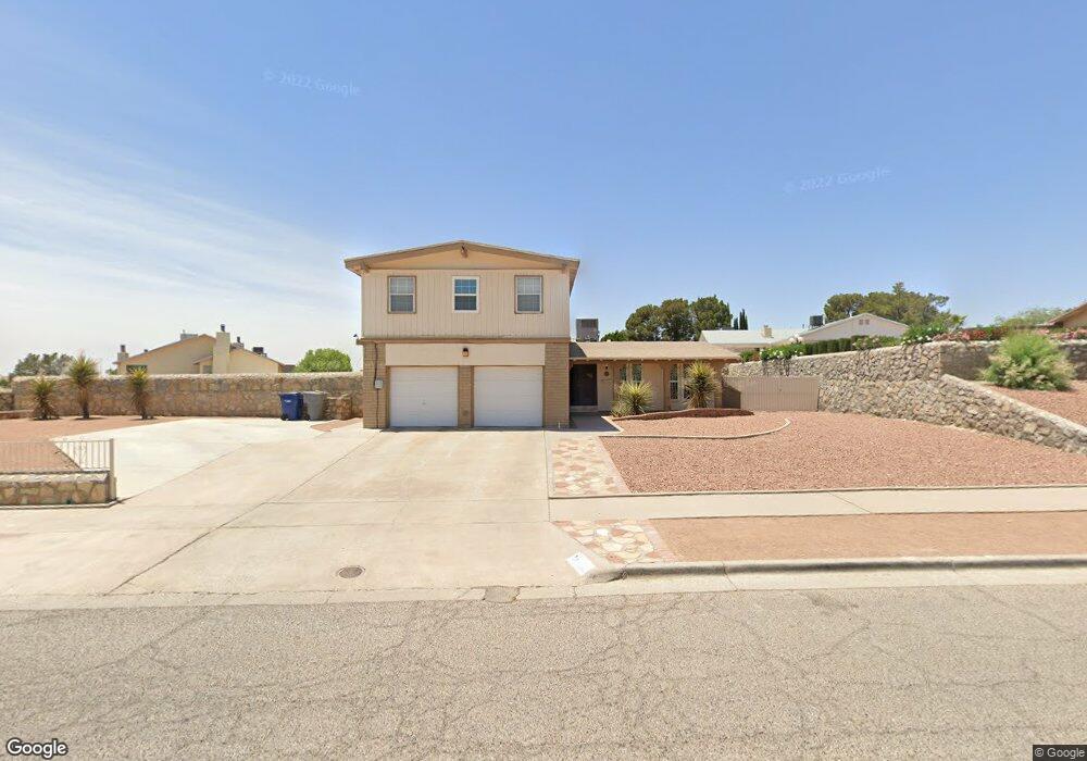 10852 Vista Alegre Dr, El Paso, TX 79935 - photo 1