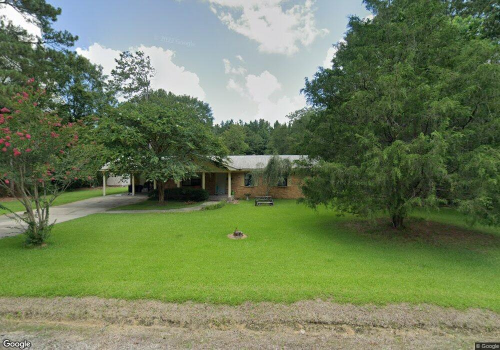 61 Graham Dr, Laurel, MS 39443 - photo 1