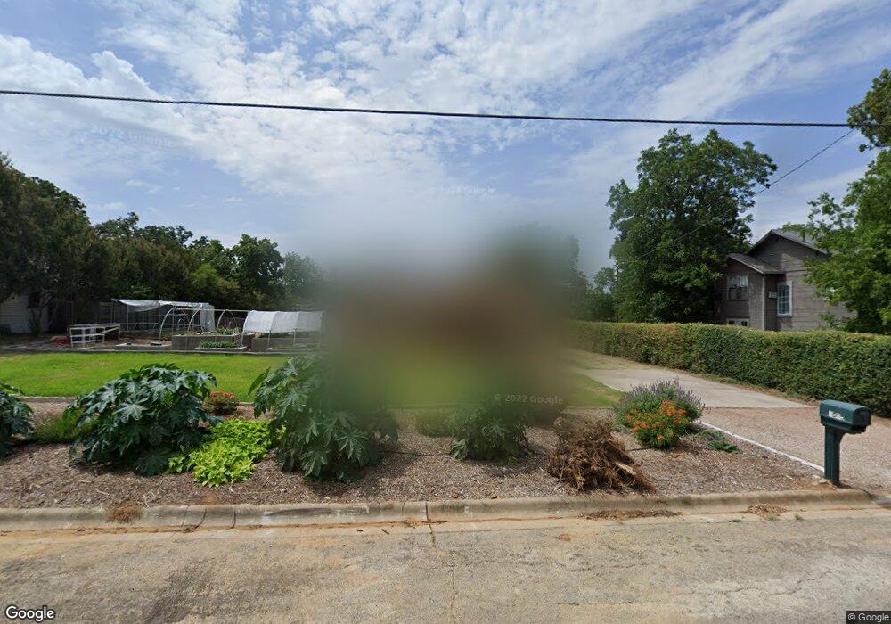 1305 Lindsey St, Denton, TX 76205 - photo 1