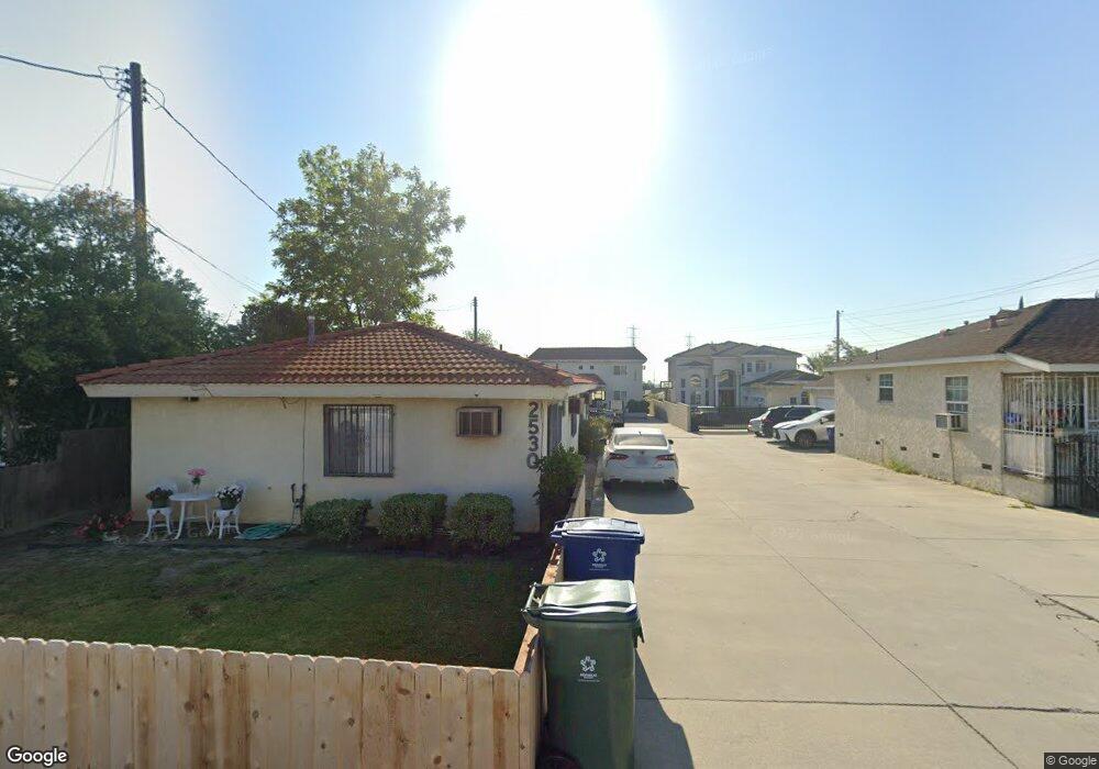 Street View Photo