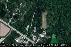 27199 Allens Grove Rd, Donahue, IA 52746