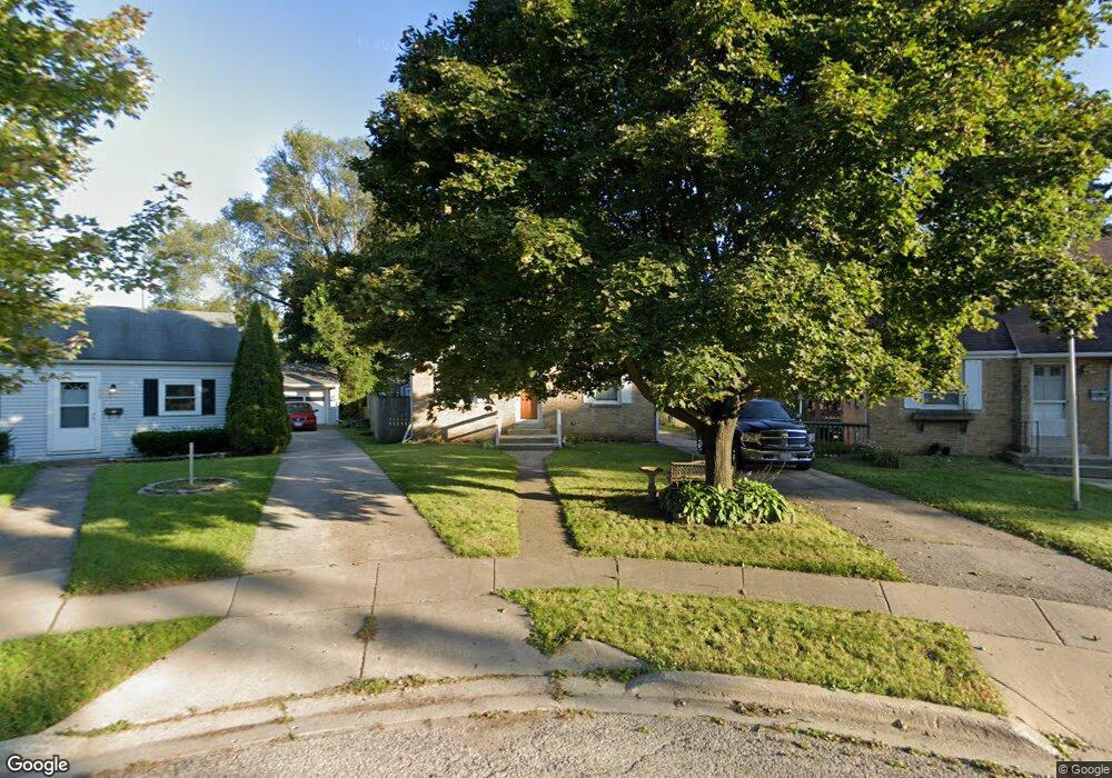 1007 Fairfield Ct, Waukegan, IL 60085 - photo 1