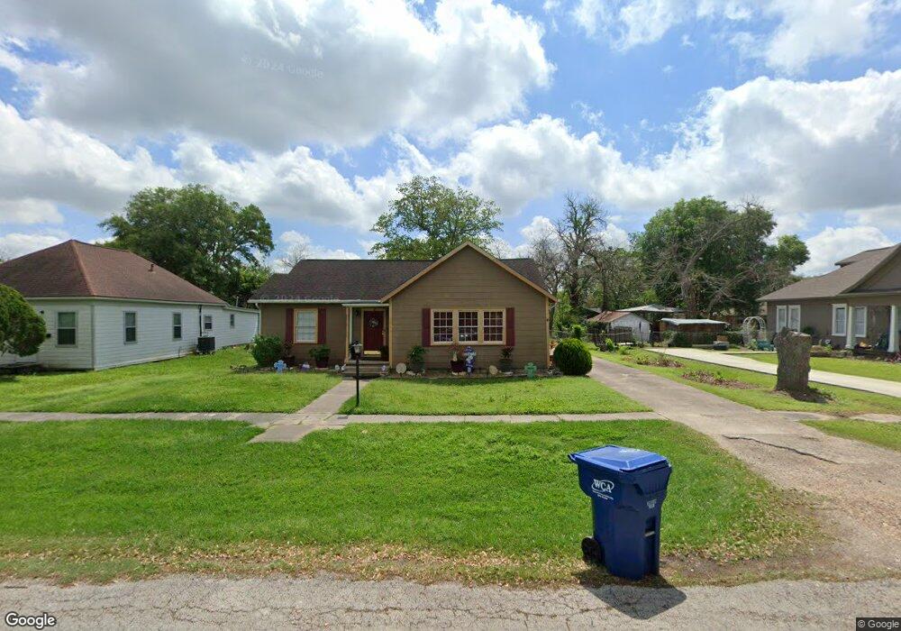 2514 5th St, Bay City, TX 77414 - photo 1