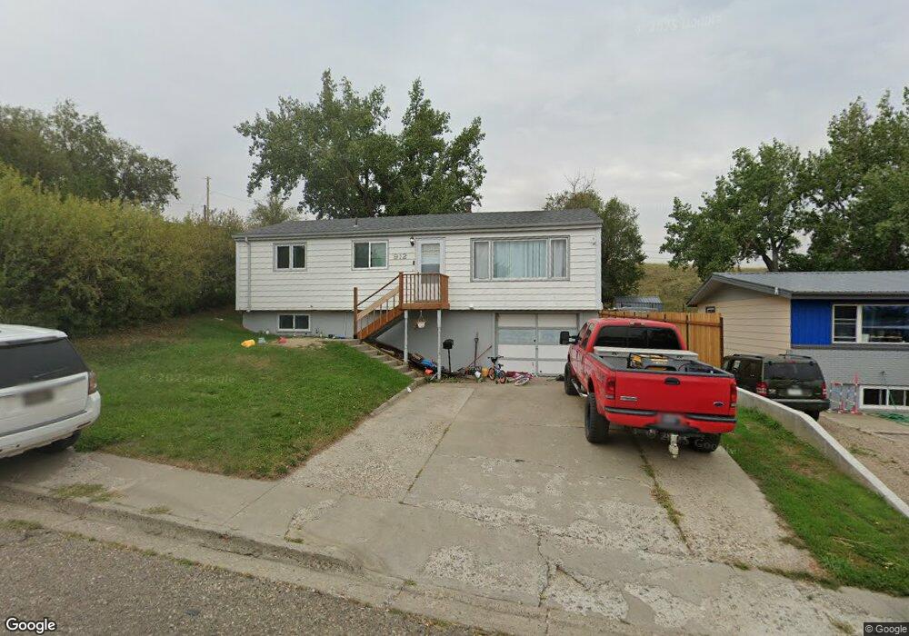 912 13th St, Havre, MT 59501 - photo 1