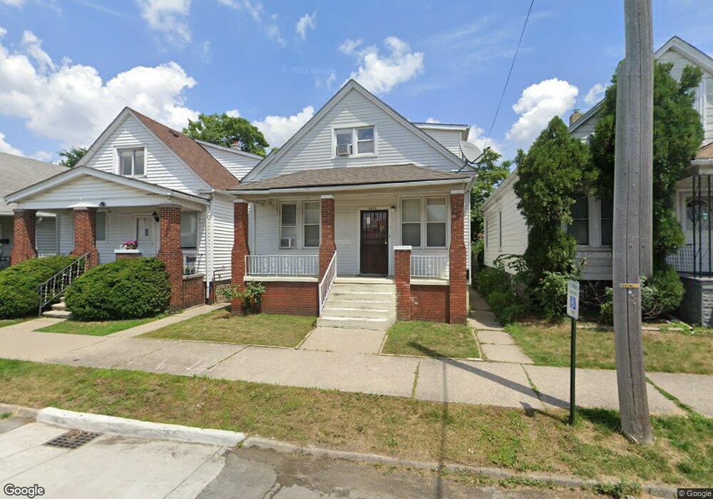 11630 Mitchell St, HamtraMcK, MI 48212 - photo 1