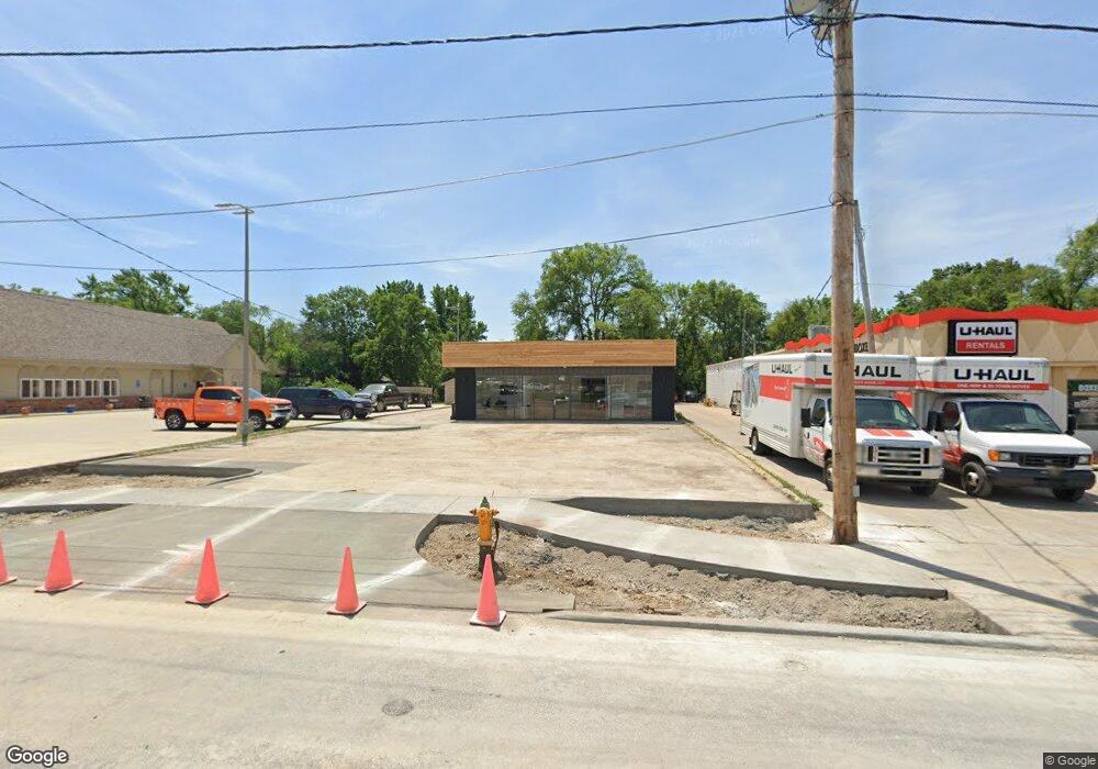 6208 Douglas Ave, Des Moines, IA 50322 - photo 1