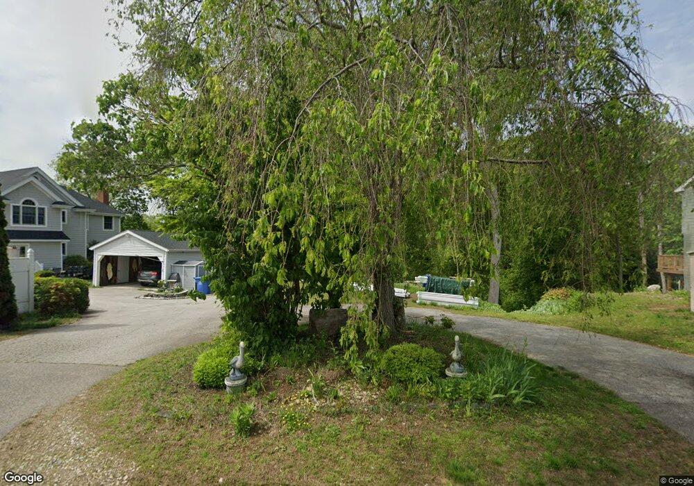 4 Bluff Rd W, Gales Ferry, CT 06335 - photo 1