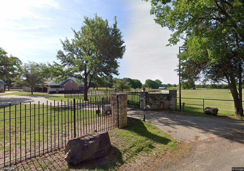 212 Oak Ridge Rd, Denison, TX 75021 - photo 1