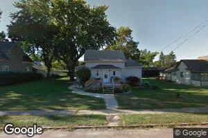 313 W 3rd Ave, Lennox, SD 57039