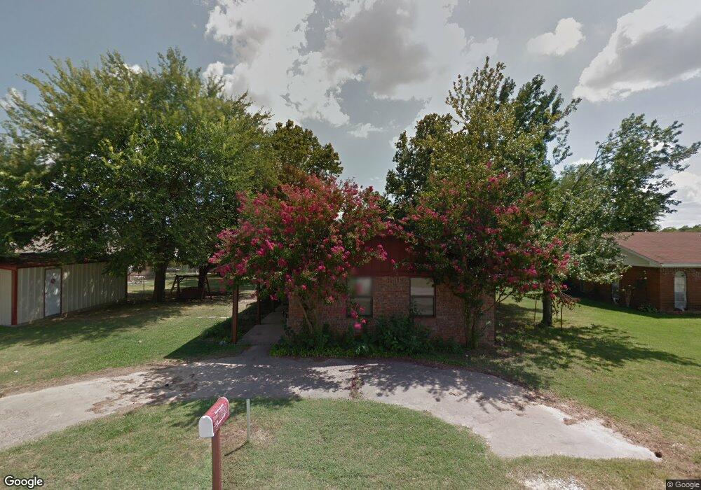 1406 11th Ave NW, Ardmore, OK 73401 - photo 1