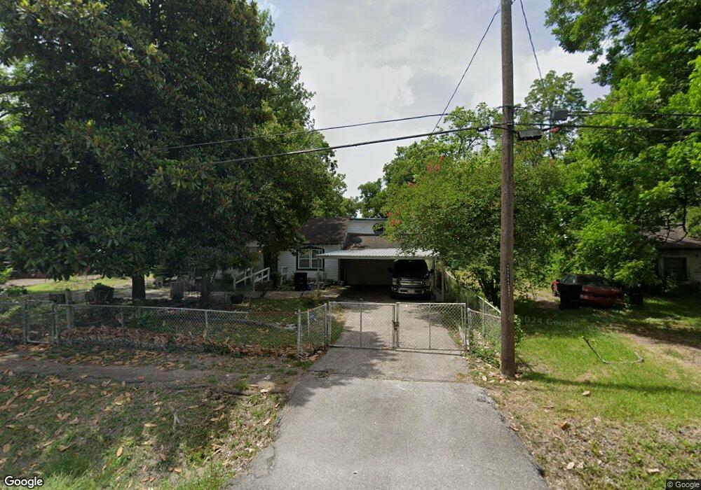 741 Millville Dr, Houston, TX 77091 - photo 1