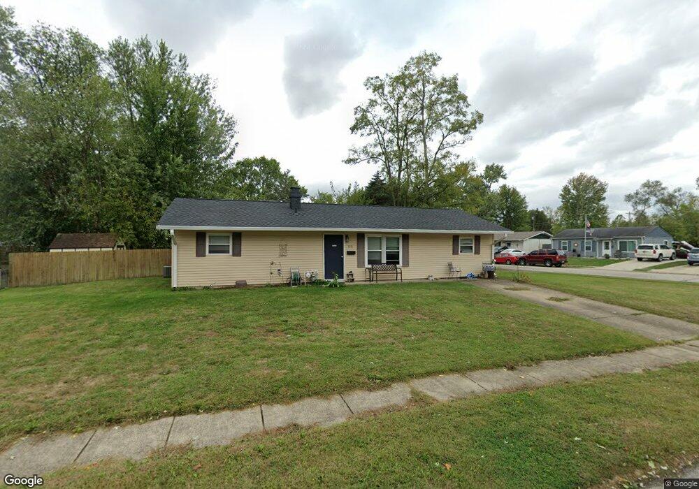 910 Hunter Dr, Plainfield, IN 46168 - photo 1