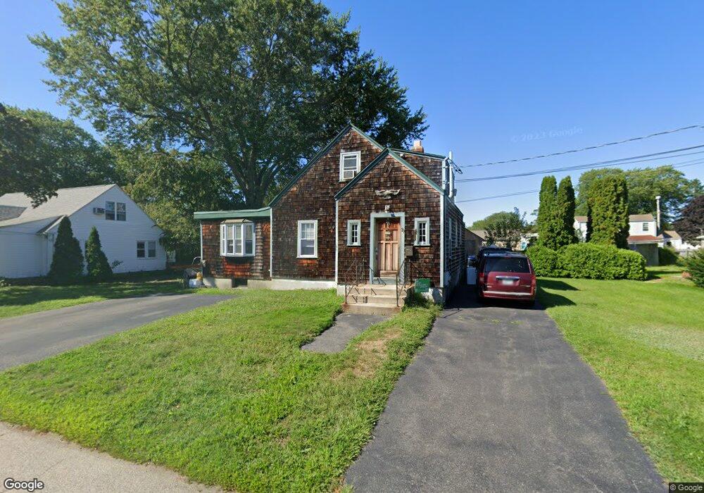 37 Lindy Ave, Riverside, RI 02915 - photo 1