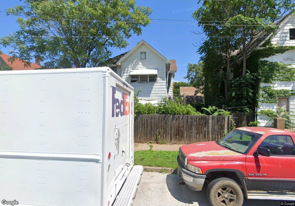 1604 W 4th St, Davenport, IA 52802 - photo 1