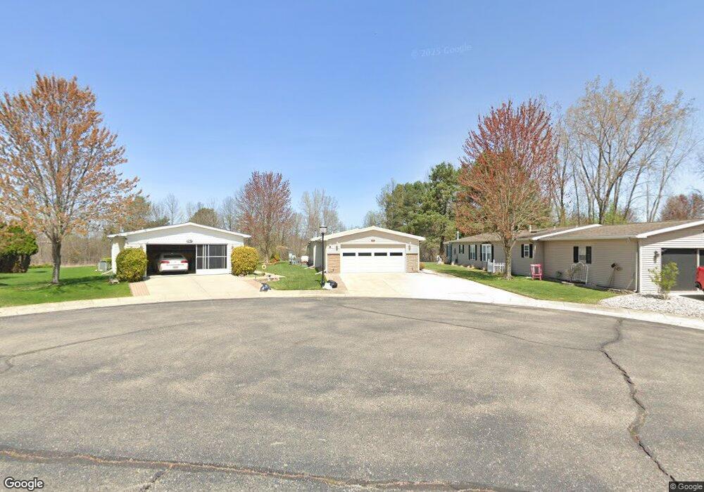 880 Beach Buggy Ln, Linden, MI 48451 - photo 1