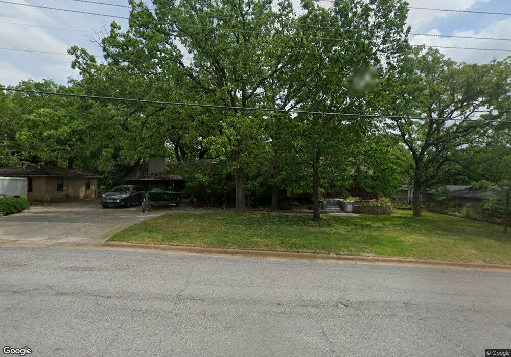 1202 Woodlawn Blvd, Denison, TX 75020 - photo 1