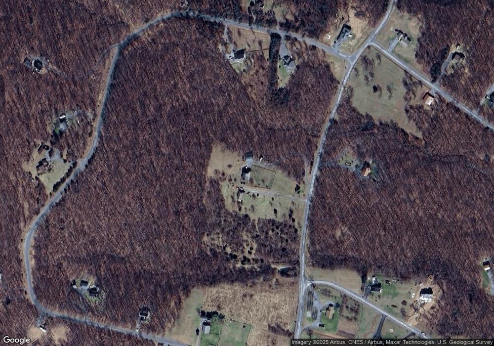 565 Cressida Dr, Hedgesville, WV 25427 - photo 1