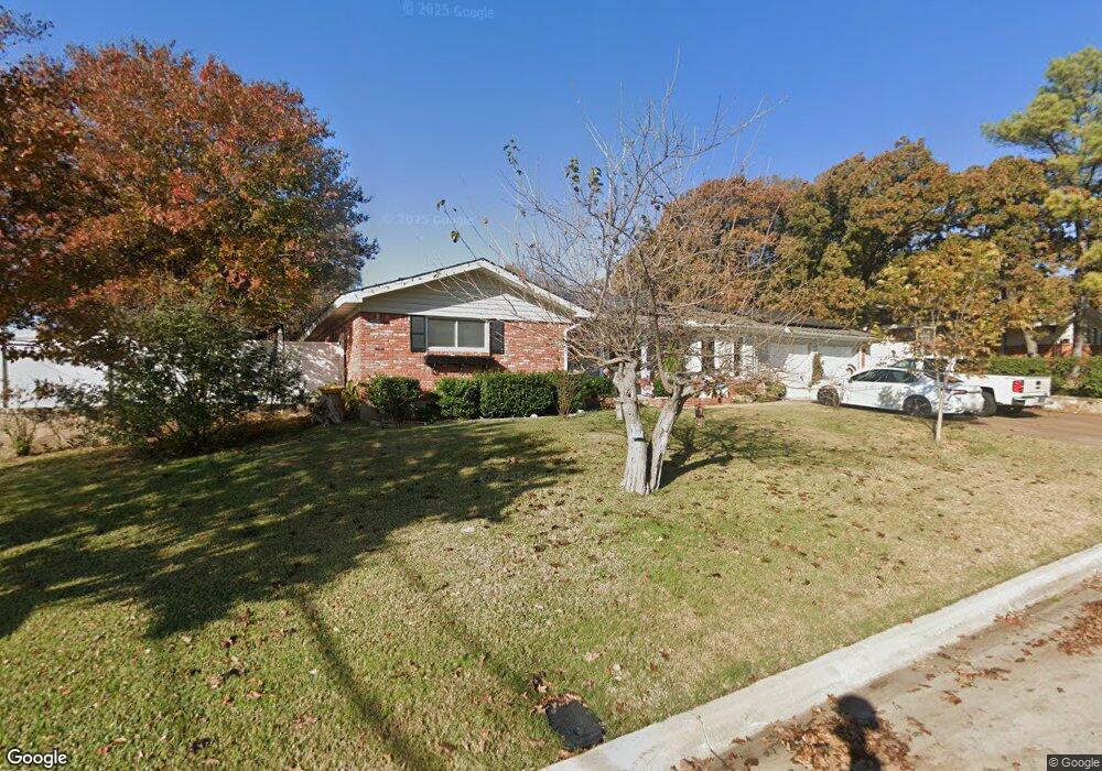 801 Patti Dr, Bedford, TX 76022 - photo 1