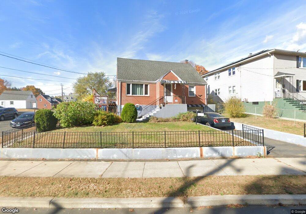 1570 Corbin Ave, New Britain, CT 06053 - photo 1