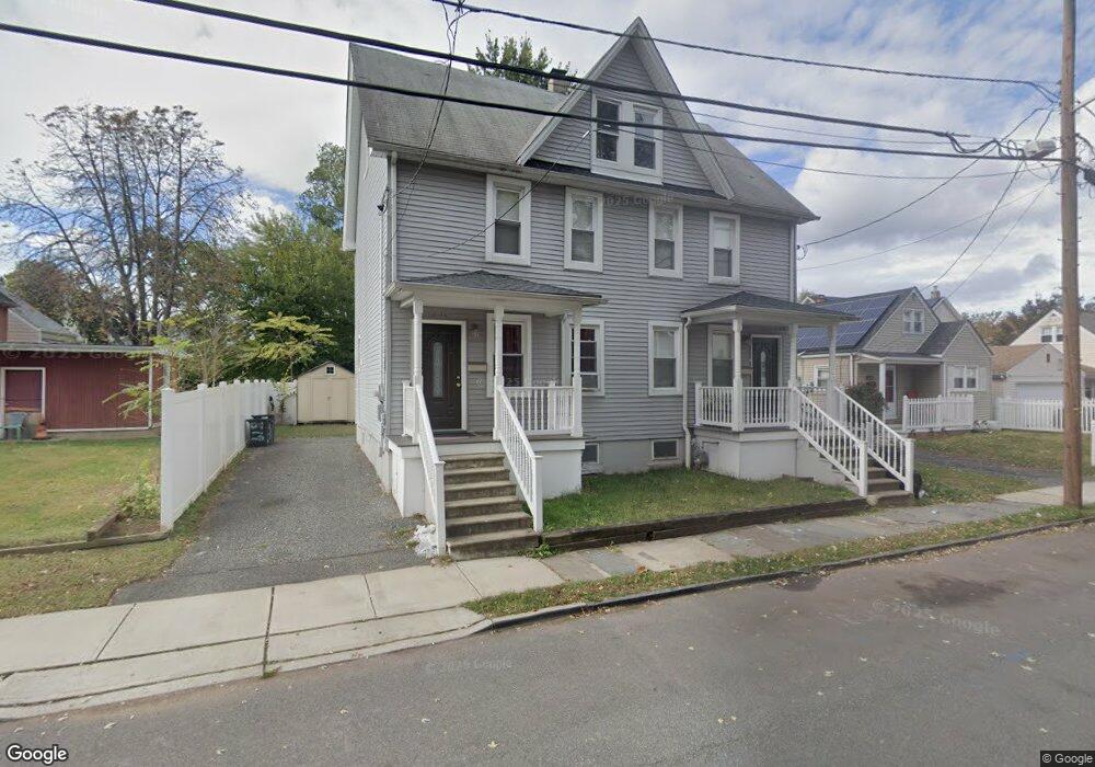 1806 Oliver St unit 8, Rahway, NJ 07065 - photo 1