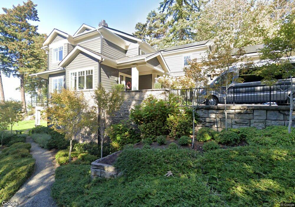 7621 W Mercer Way, Mercer Island, WA 98040 - photo 1