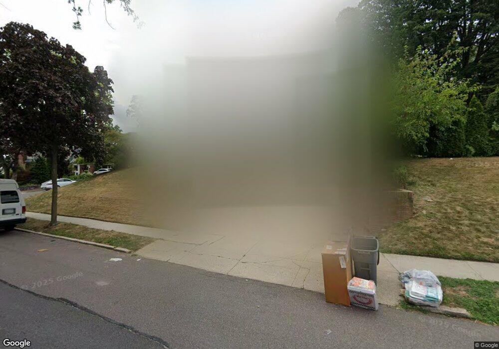 8065 Chevy Chase St, Jamaica, NY 11432 - photo 1