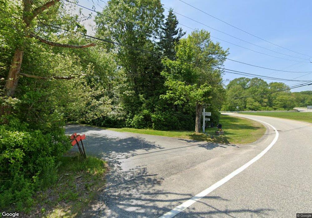 380 Post Rd unit B, Wakefield, RI 02879 - photo 1