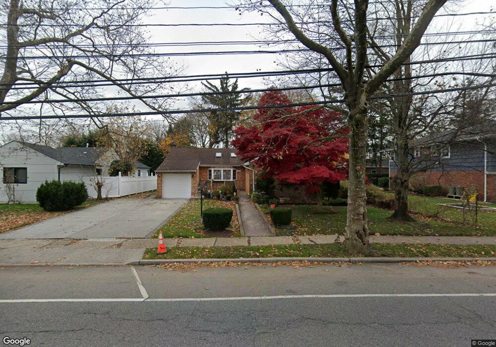 96 Rosedale Rd, Valley Stream, NY 11581 - photo 1