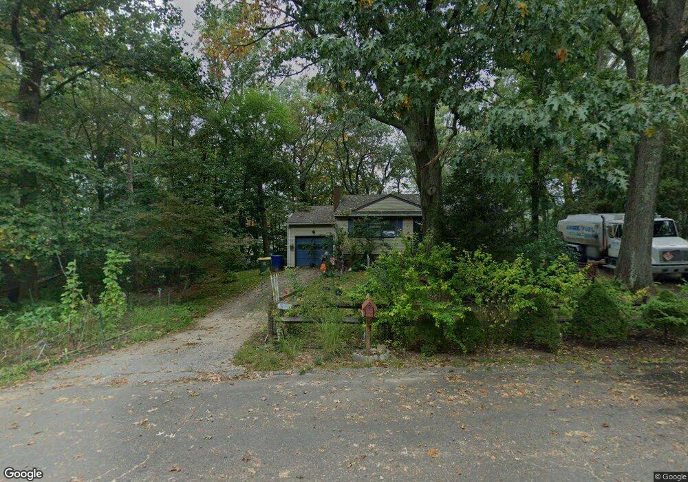 123 Bracewood Rd, Waterbury, CT 06706 - photo 1